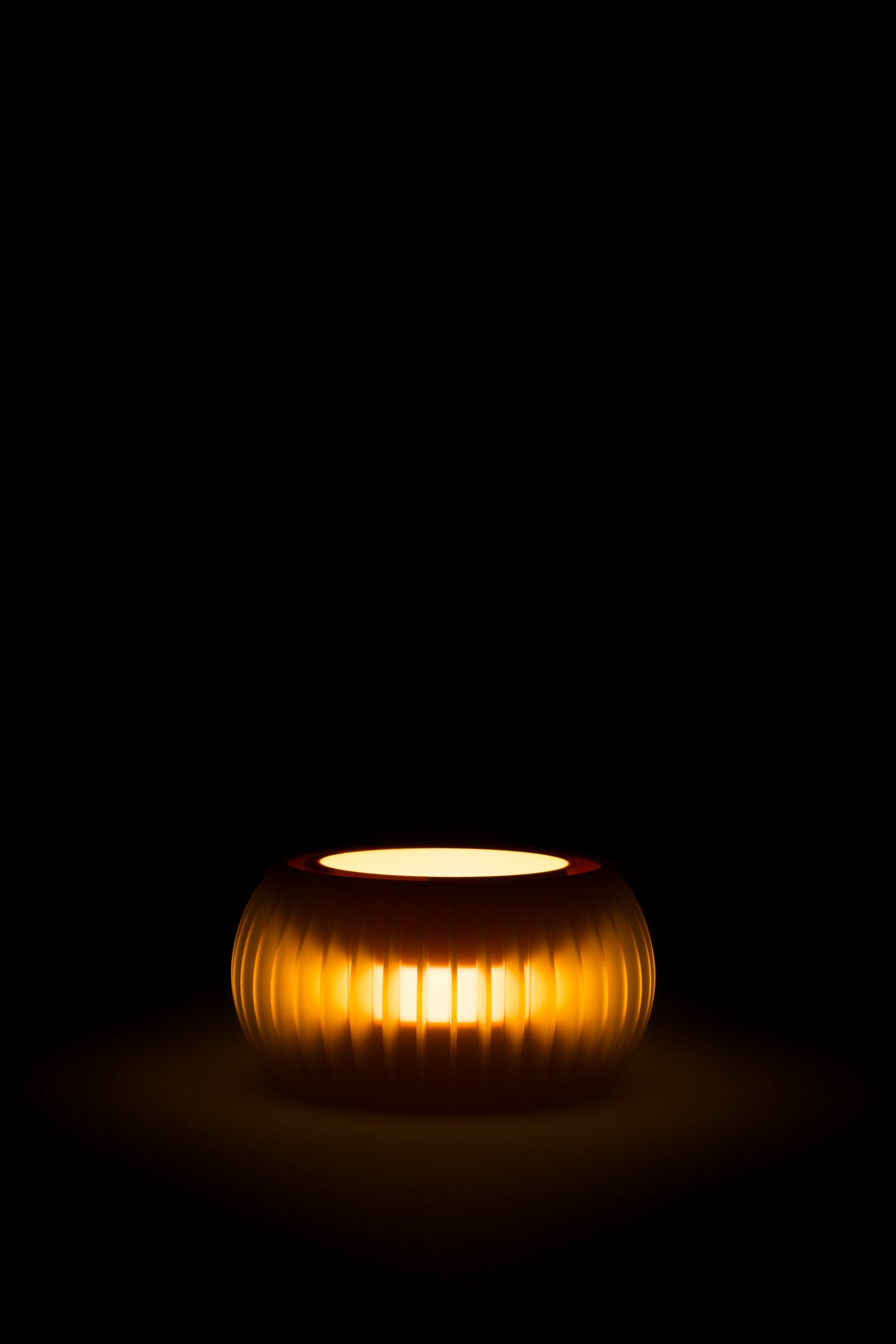 LASE 01 GLOW · Lamp Module at night