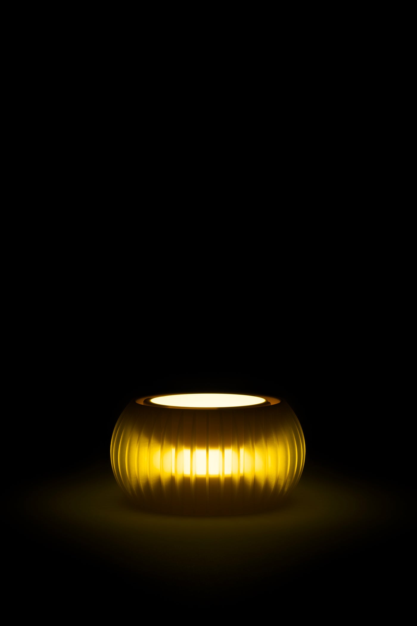 LASE 01 GLOW · Lamp Module at night
